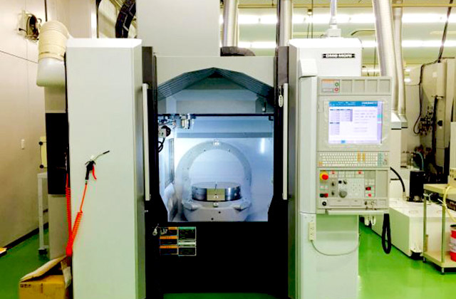 德马吉森 NMV5000DCG 五轴加工中心